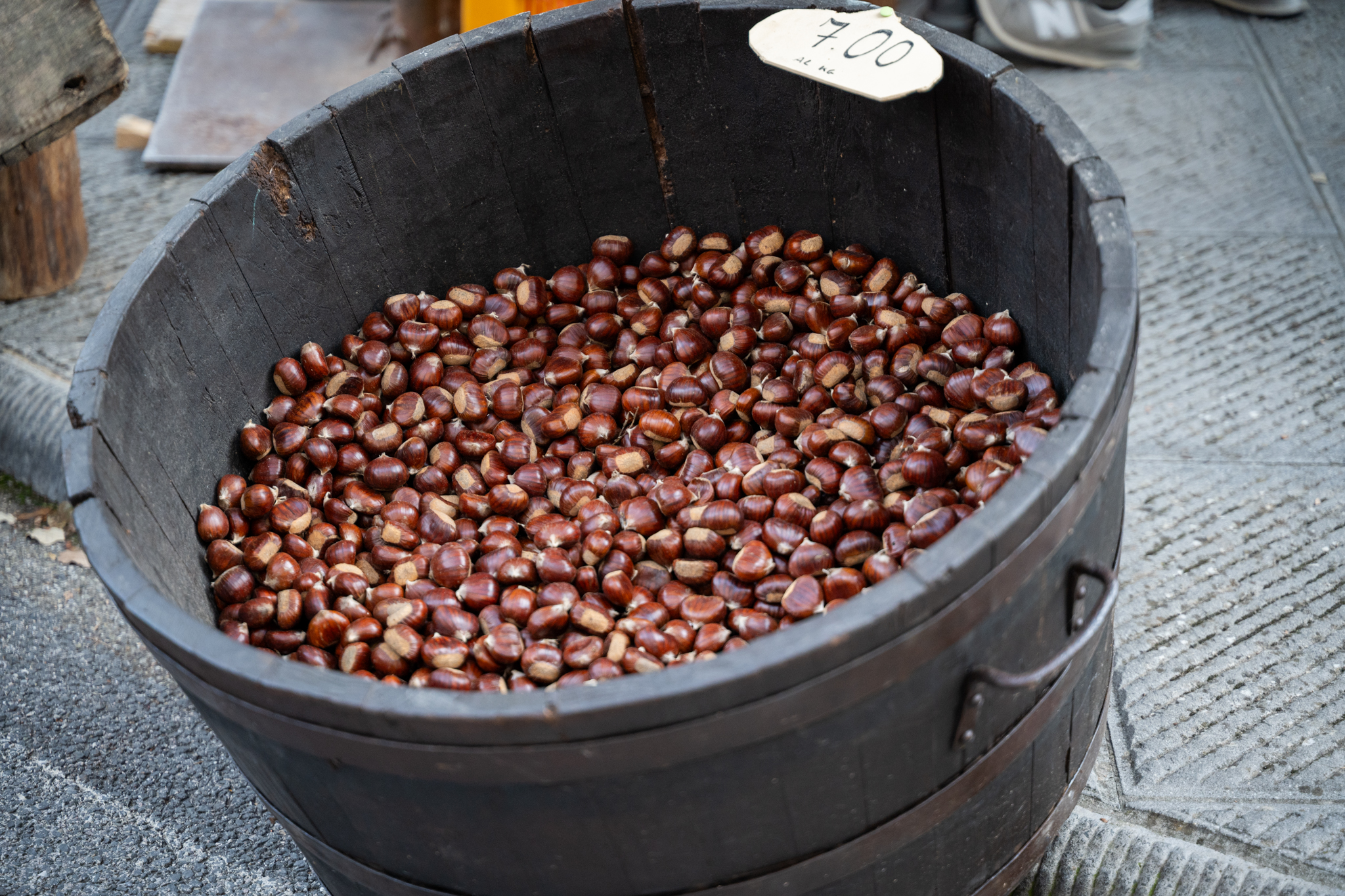 Sagra delle Castagne, Marradi Dom z Kamienia blog