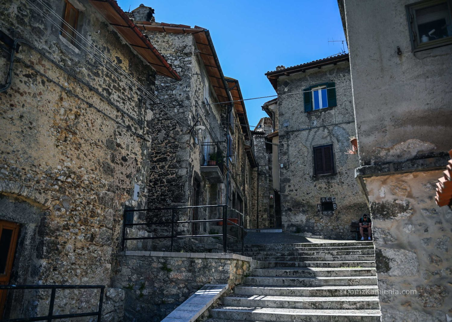 Abruzzo - Scanno, jezioro, Villalago, Eremo di San Domenico - Gole del Sagittario Dom z Kamienia blog