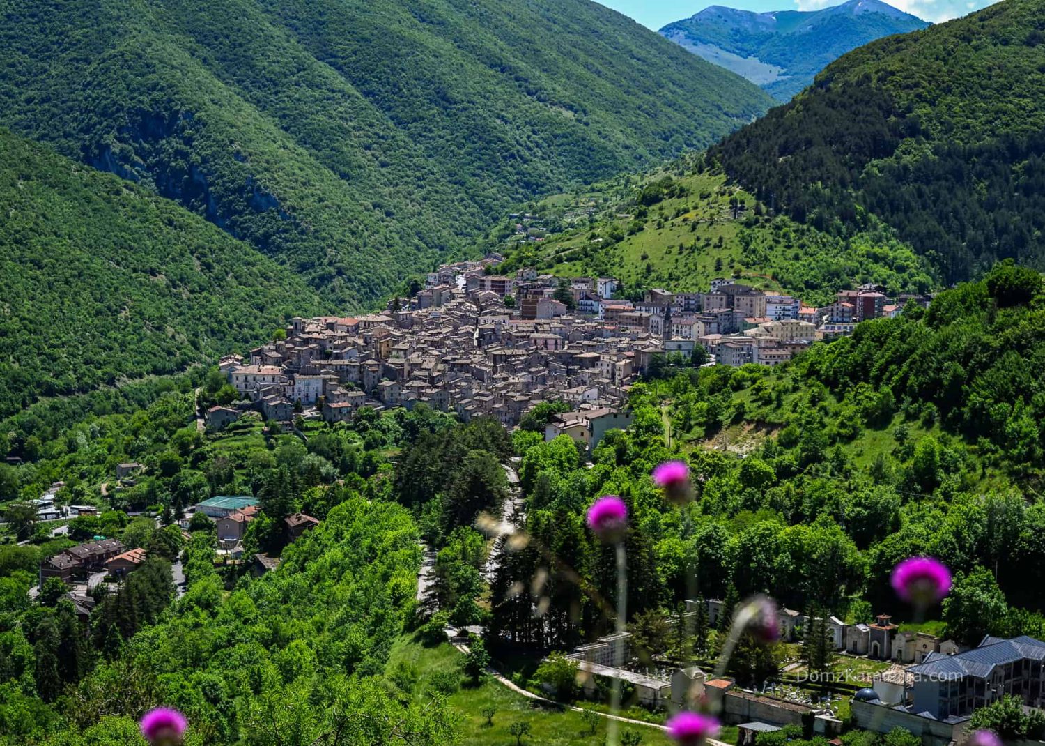 Abruzzo - Scanno, jezioro, Villalago, Eremo di San Domenico - Gole del Sagittario Dom z Kamienia blog