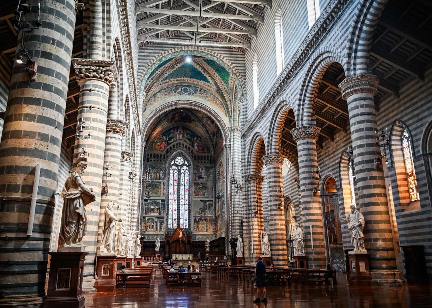 Dom z Kamienia Orvieto, blog Kasi Nowackiej , podróż na granicy trzech regionów