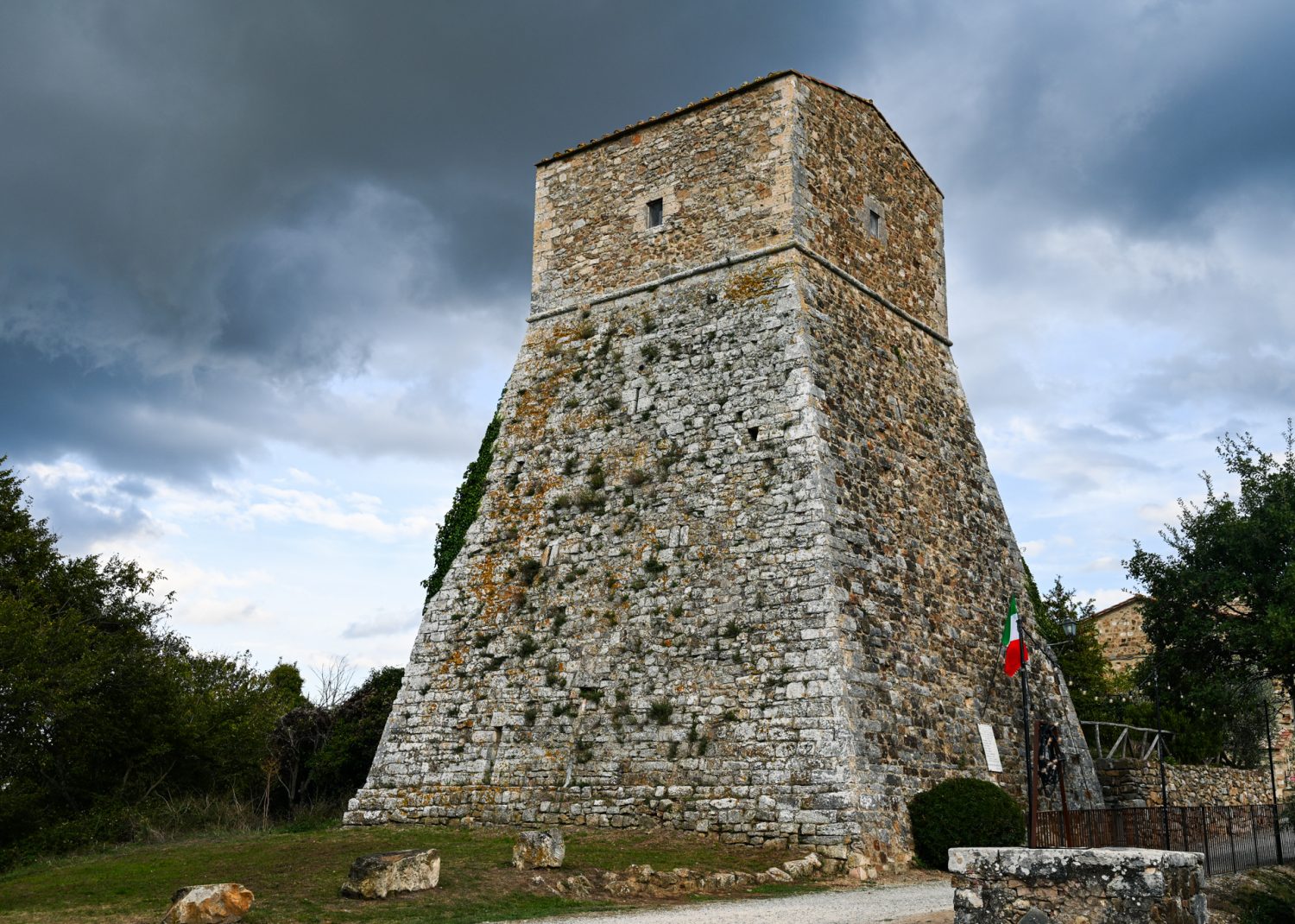 Dom z Kamienia Dolina Orci, blog Kasi Nowackiej