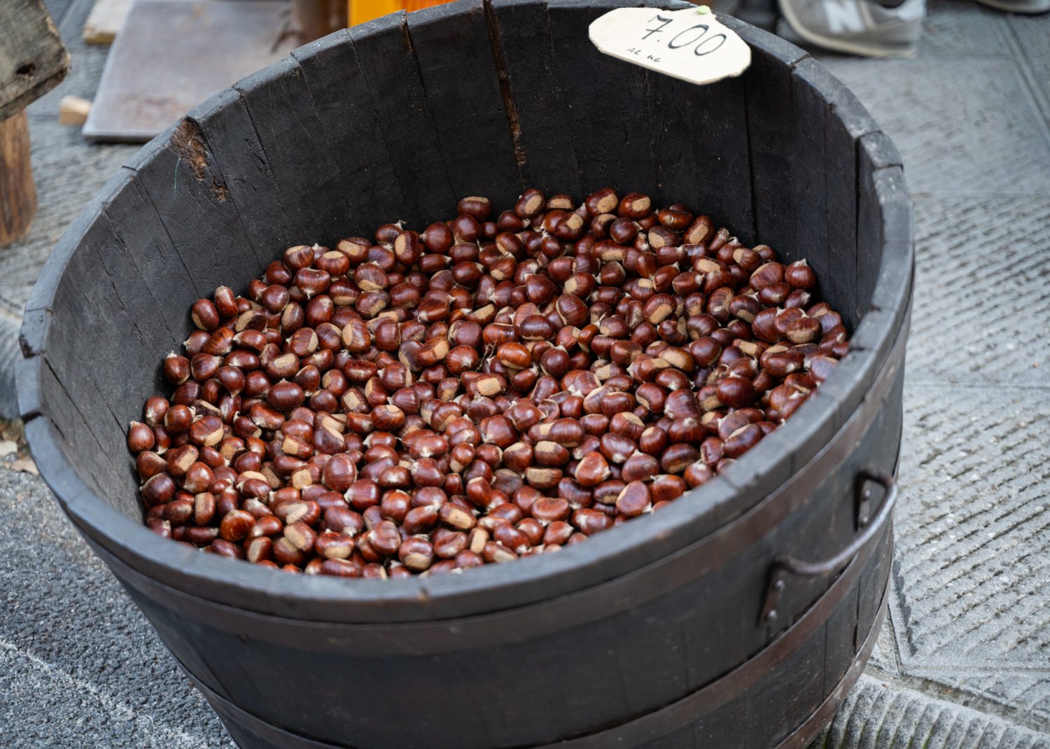 Sagra delle Castagne, Marradi Dom z Kamienia blog