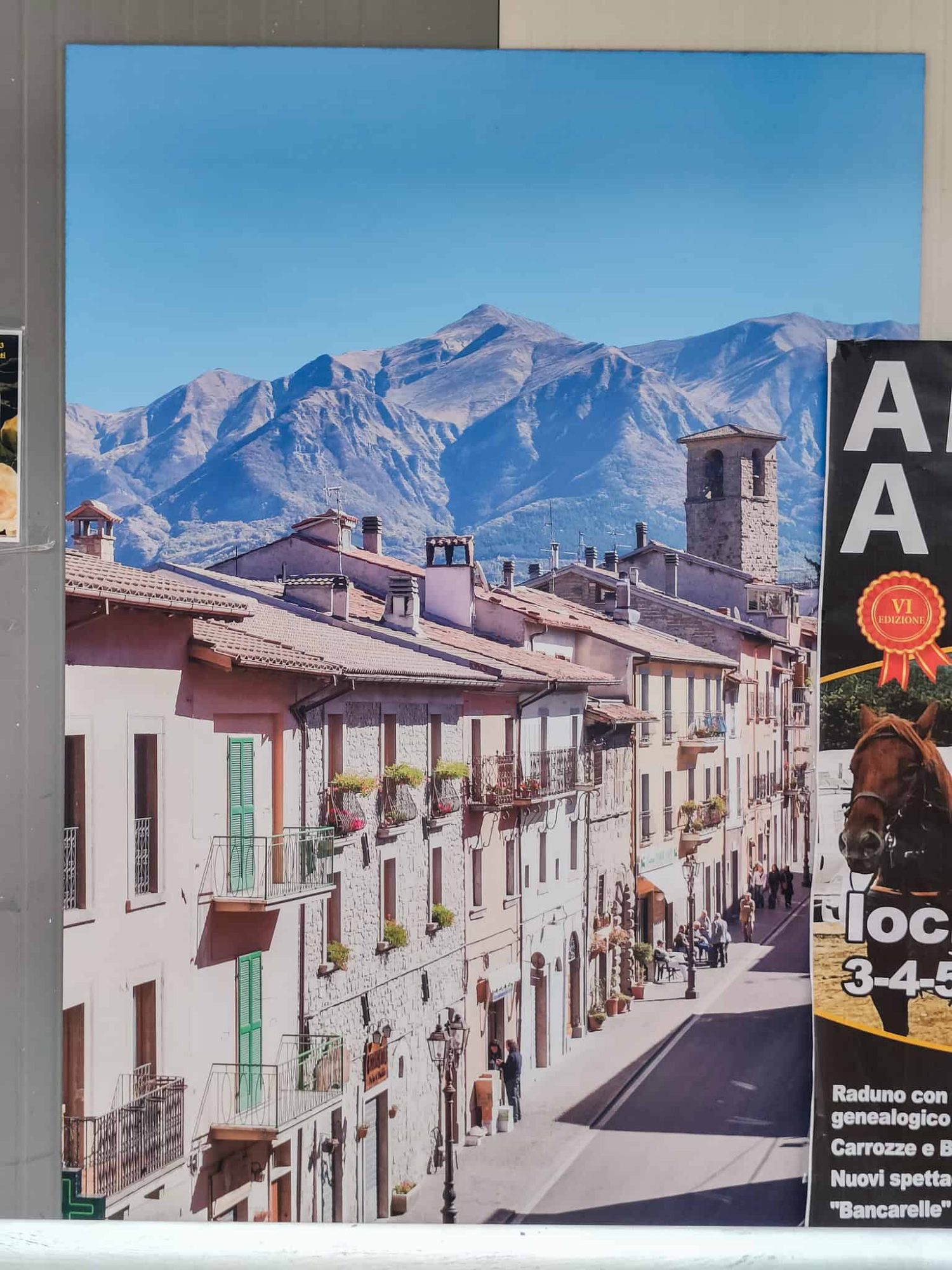 Dom z Kamienia, podróż do Abruzzo i powrót przez Marche.